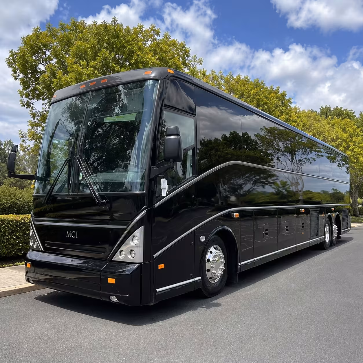 cape coral to fort myers employee commuter bus rentals