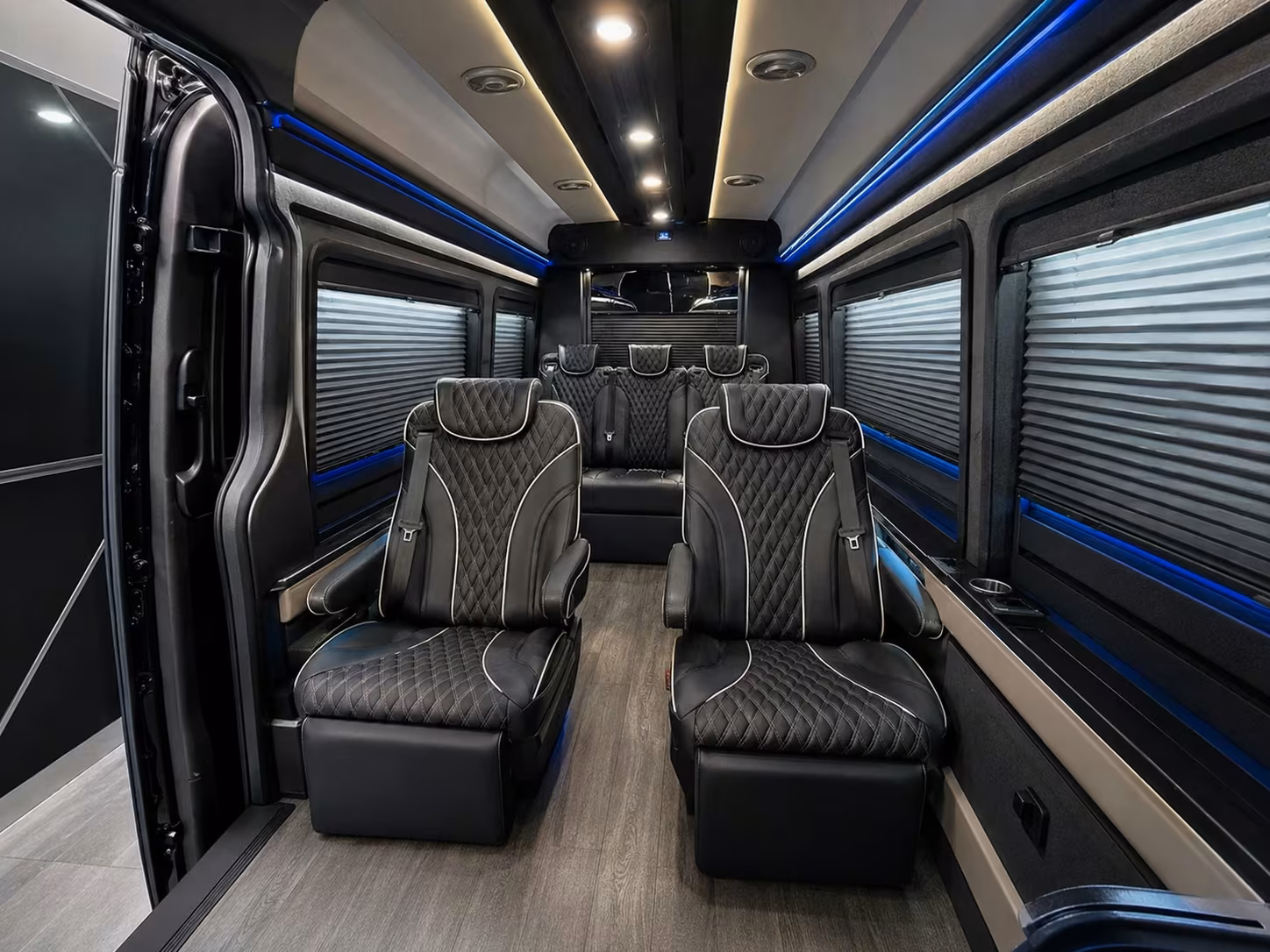 cruise transfer shuttles between cape coral and port everglades or portmiami