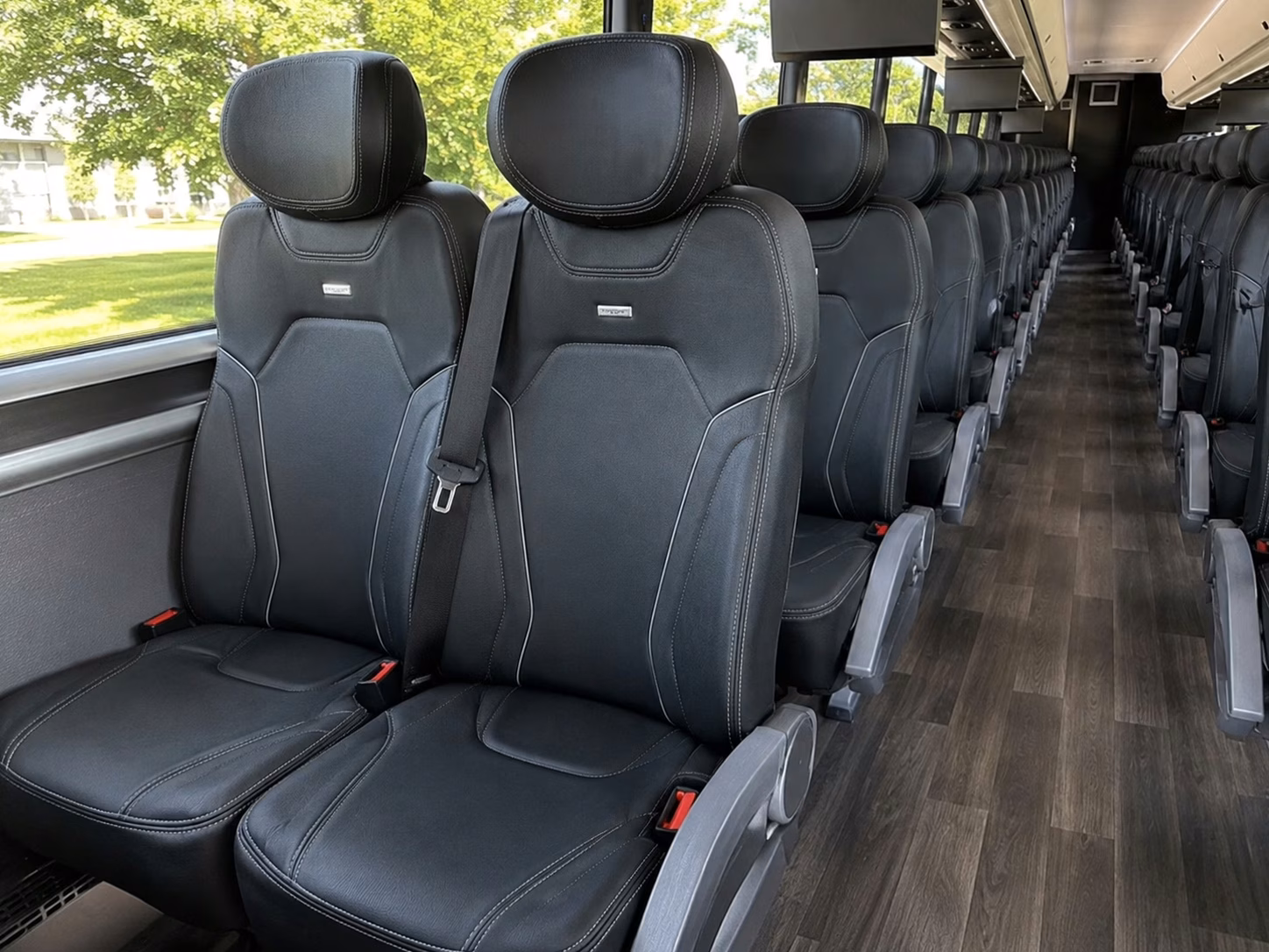 move your bridal party in style across southwest florida s waterfront venues